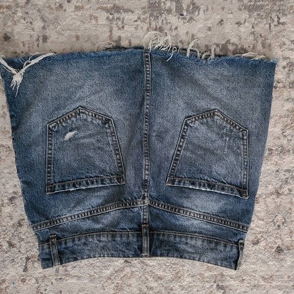 Zara Denim Skirt - Picture 3 of 3